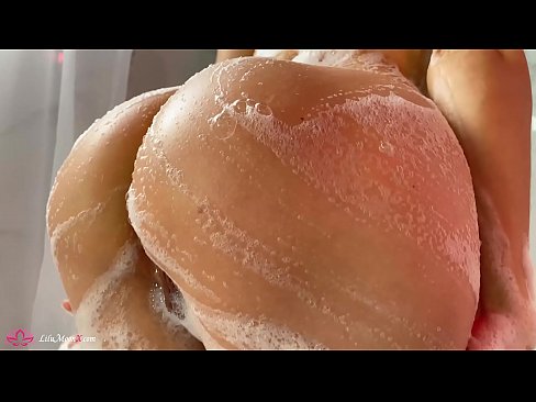 ❤️ Bruneta masturbuje kundu vibrátorem až k intenzivnímu orgasmu ve sprše Anal porno u cs.pornplaybb.ru ❌️❤